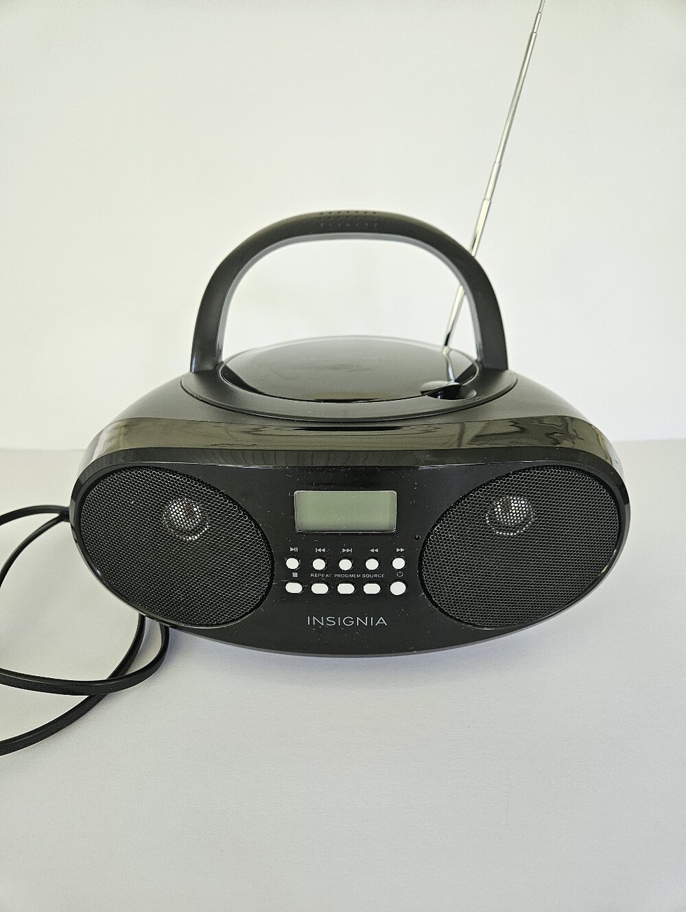 Insignia NS-B4111 CD Player AM/FM Radio/CD-R Playback Boombox Tested Works